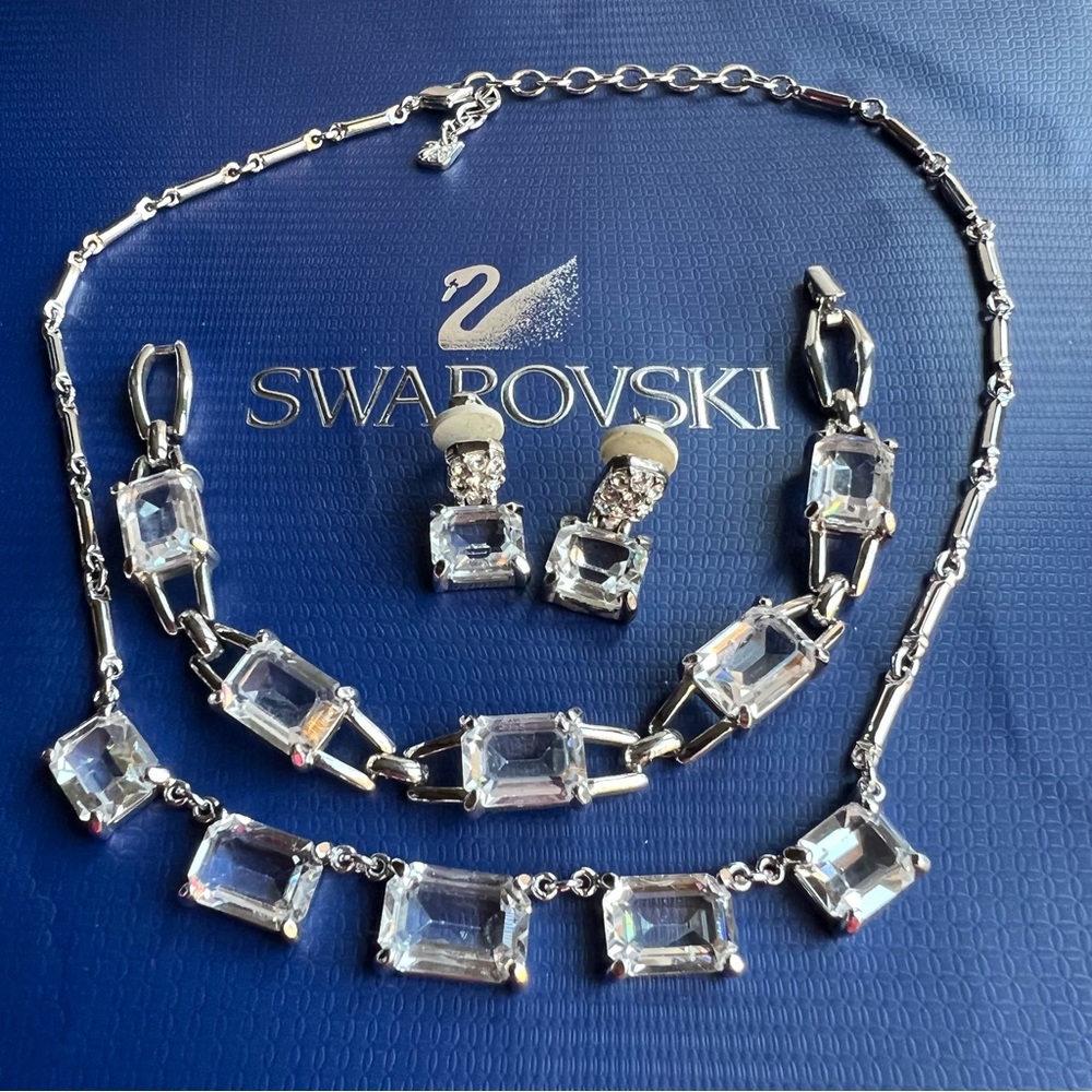 AUTHENTIC Swarovski Emerald-cut Crystal Necklace & Earrings SET Vintage - Picture 11 of 17
